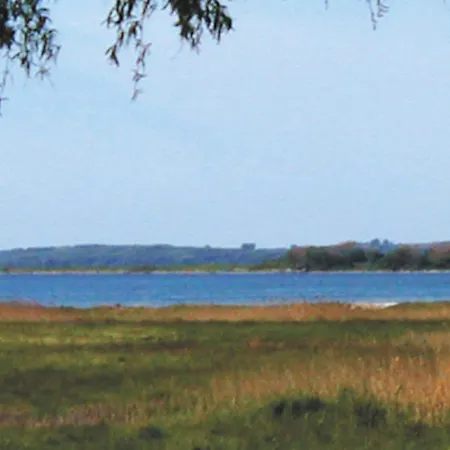 Secluded Retreat By Water - By Traum Semesterbostad *